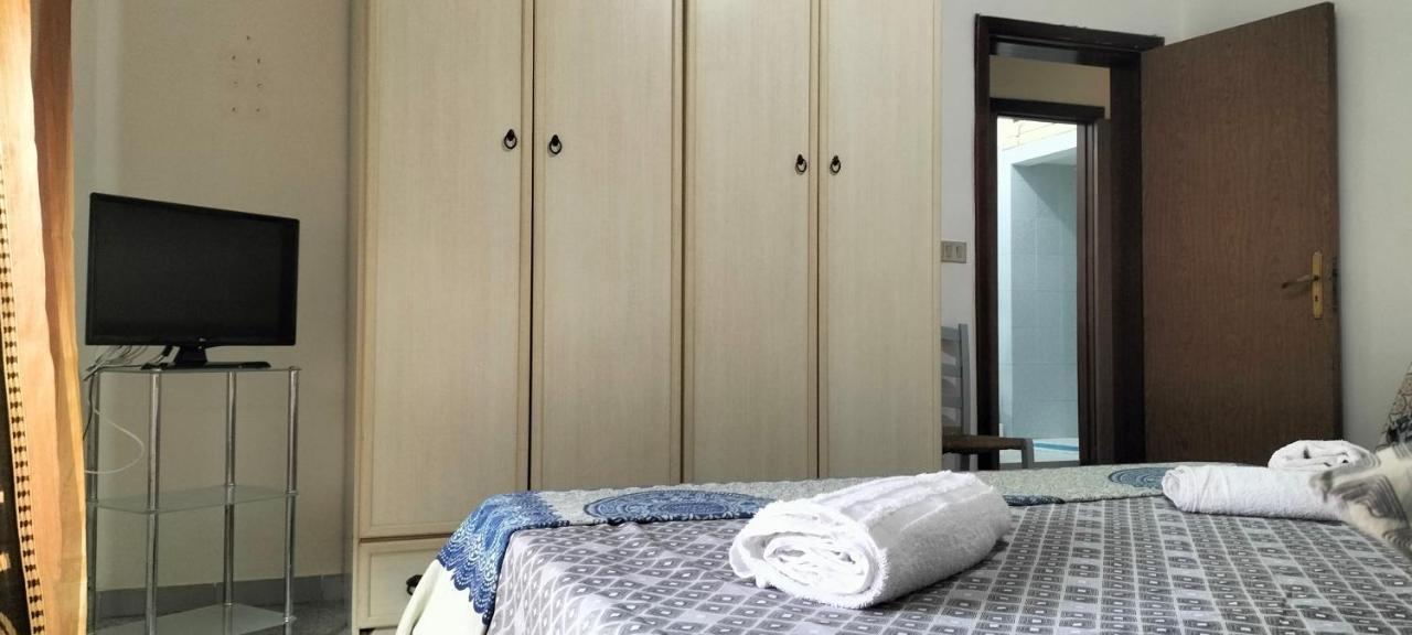 Just Sleep Rimangono Poche Prenotazioni Disponibili Villa Pachino Kültér fotó